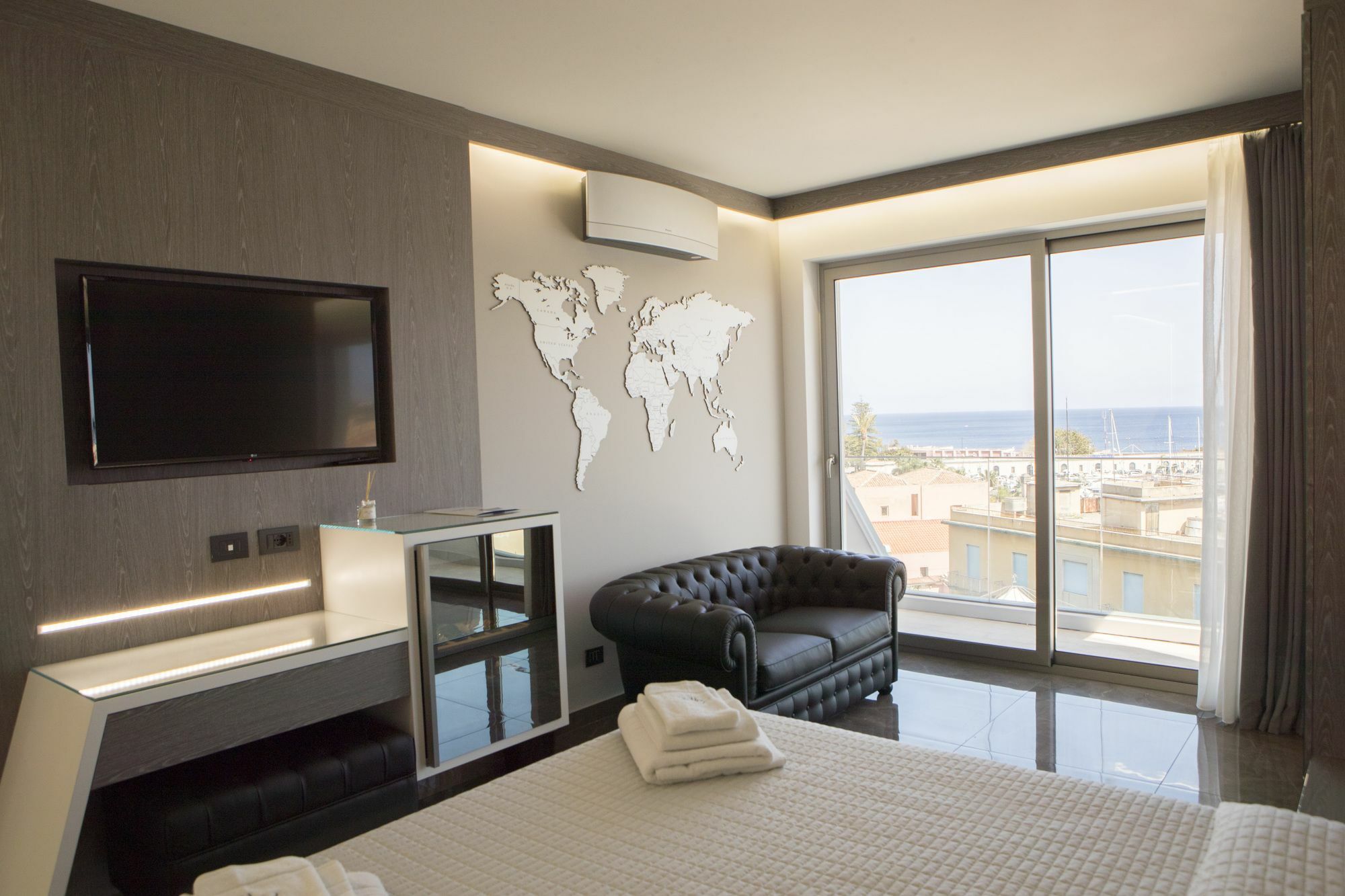 Upper - Boutique Hotel 밀라초 외부 사진