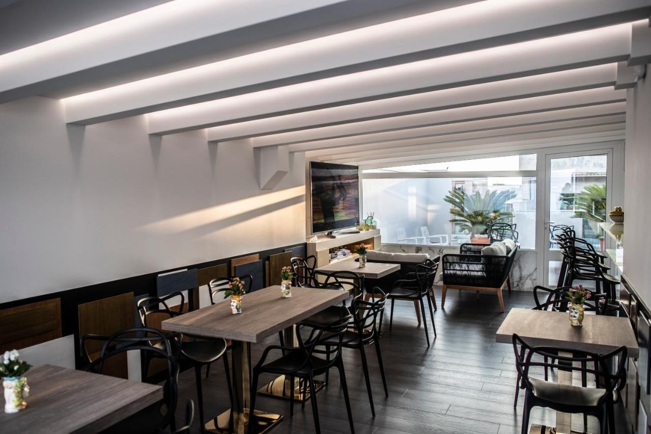 Upper - Boutique Hotel 밀라초 외부 사진